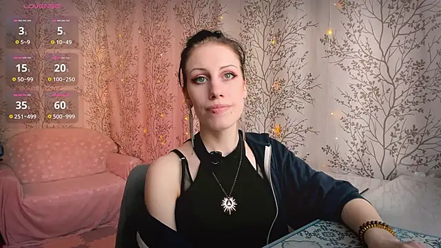 Snapshot of Mary0Lou chatting on 03-11-26, 09:04 Mary0Lou online show from 03-11-26, 09:04