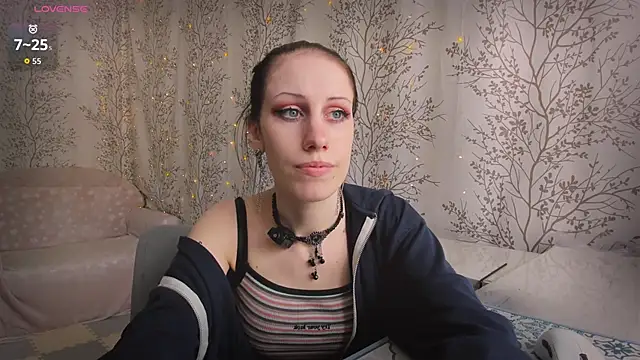 Snapshot of Mary0Lou chatting on 03-24-26, 07:46 Mary0Lou online show from 03-24-26, 07:46