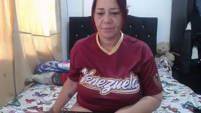 merryymaturee  online show from 09-12-25, 11:54