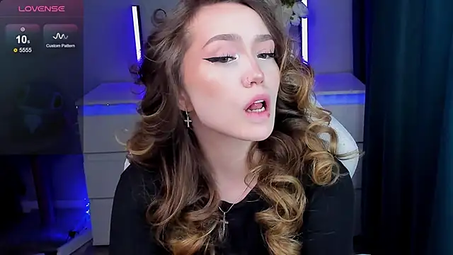 Evia r0se online show from 11-22-25, 11:31