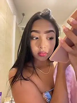 SOPHIACANDY19  online show from 11-06-25, 11:59