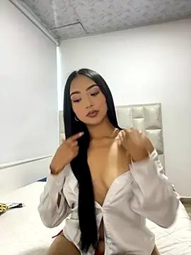 SOPHIACANDY19  online show from 11-25-25, 10:32