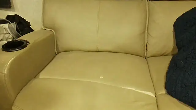 Snapshot of overaveragefreak4you chatting on 03-09-26, 07:34 overaveragefreak4you online show from 03-09-26, 07:34