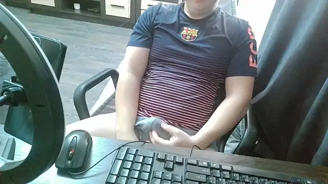 Snapshot of gamblingbum chatting on 03-17-26, 04:28 gamblingbum online show from 03-17-26, 04:28