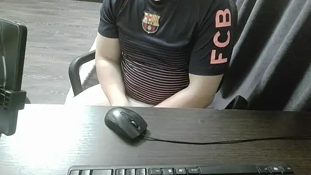 Snapshot of gamblingbum chatting on 03-24-26, 03:39 gamblingbum online show from 03-24-26, 03:39