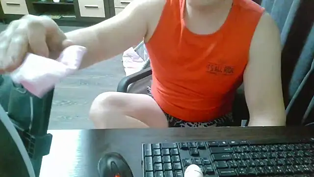 Snapshot of gamblingbum chatting on 04-03-26, 03:21 gamblingbum online show from 04-03-26, 03:21