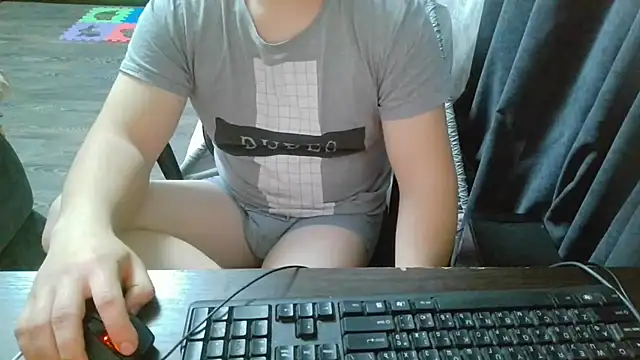 Snapshot of gamblingbum chatting on 04-09-26, 05:07 gamblingbum online show from 04-09-26, 05:07