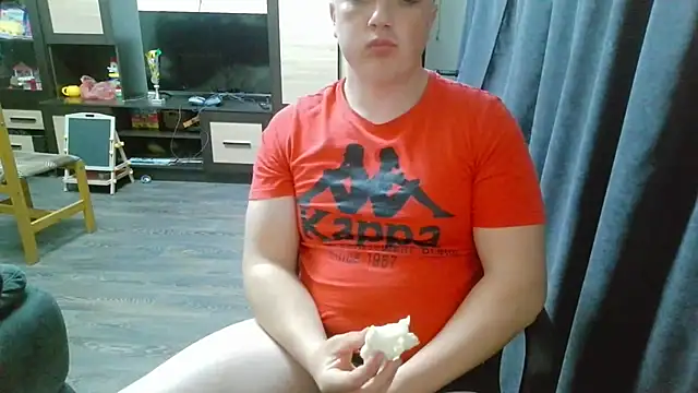 Snapshot of gamblingbum chatting on 05-03-26, 06:03 gamblingbum online show from 05-03-26, 06:03