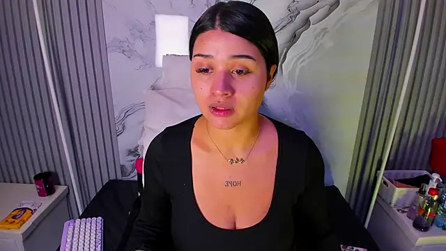 venusowen  online show from 05-11-26, 01:17