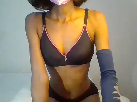 Snapshot of Levinya chatting on 12-05-24, 02:53 Levinya online show from 12-05-24, 02:53