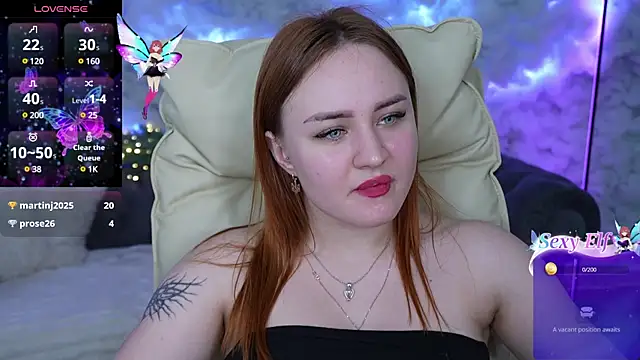 Snapshot of LovelyBell chatting on 01-10-25, 04:30 LovelyBell online show from 01-10-25, 04:30