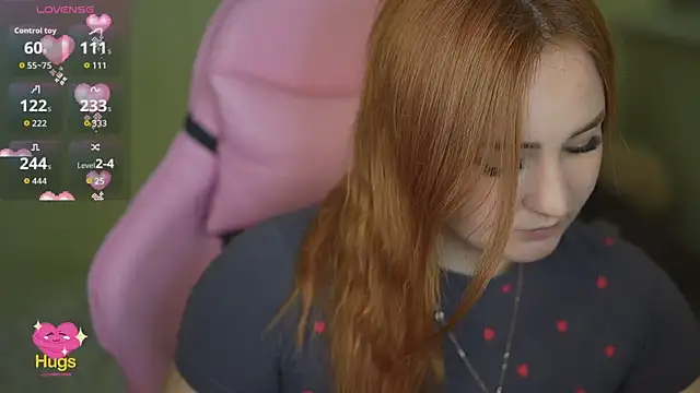 Snapshot of LovelyBell chatting on 11-02-25, 03:14 LovelyBell online show from 11-02-25, 03:14