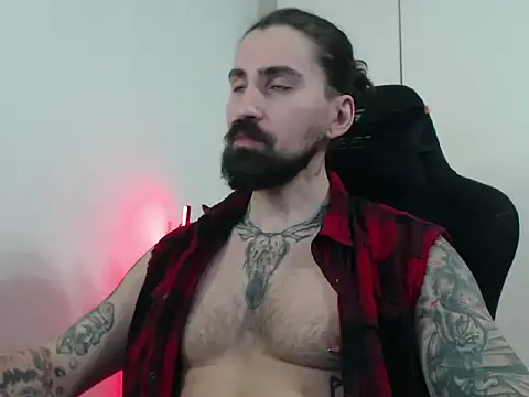 Snapshot of MateoHunk chatting on 02-06-26, 05:05 MateoHunk online show from 02-06-26, 05:05