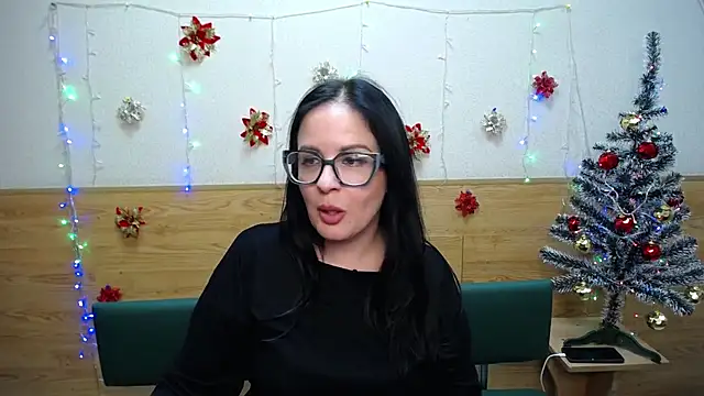 TayaBoret online show from 01-13-25, 04:18