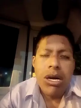 Snapshot of alexchir4 chatting on 11-01-25, 11:29 alexchir4 online show from 11-01-25, 11:29