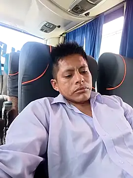 Snapshot of alexchir4 chatting on 11-17-25, 06:46 alexchir4 online show from 11-17-25, 06:46