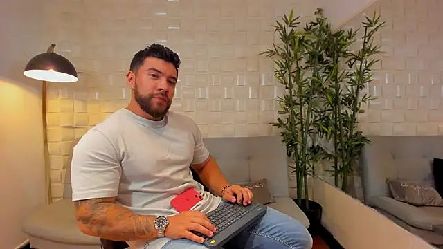  dreammr1  online show from 01-14-25, 10:34