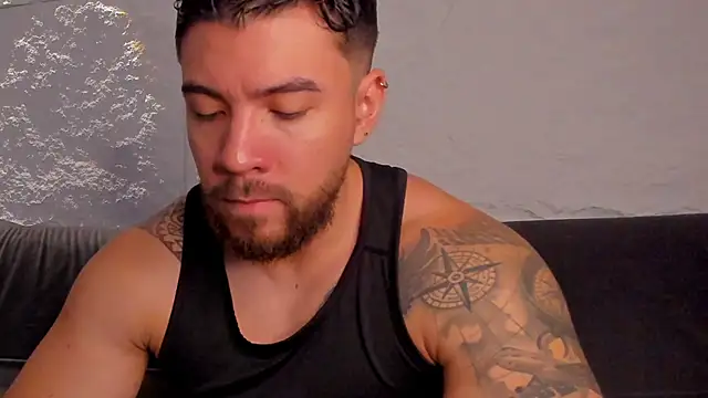  dreammr1  online show from 10-10-25, 03:44