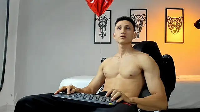 connor twink online show from 02-14-25, 10:36