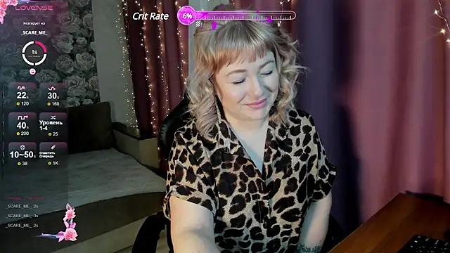 Snapshot of Victoria_Di chatting on 12-24-24, 02:10 Victoria Di online show from 12-24-24, 02:10