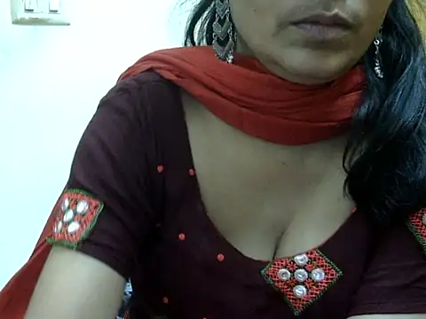 l l ish online show from 10-06-25, 06:00