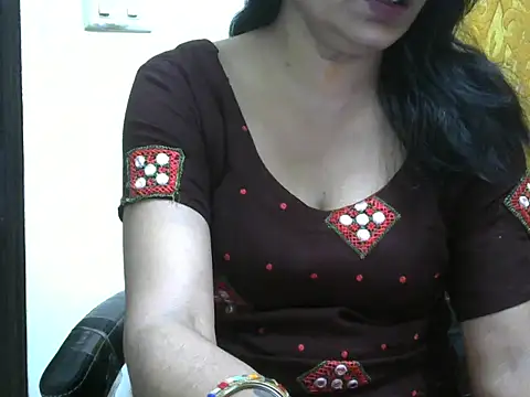 l l ish online show from 10-18-25, 05:54