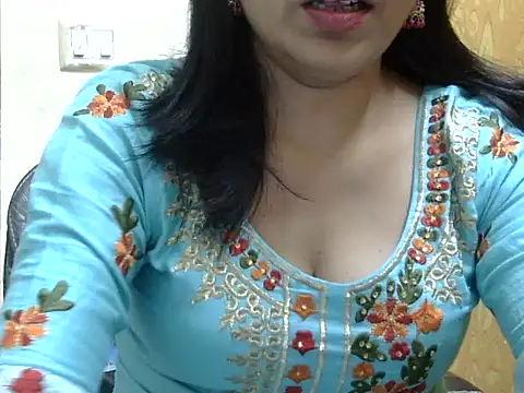 l l ish online show from 11-03-25, 06:25