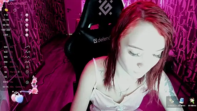 Kira yoon online show from 01-10-25, 09:23