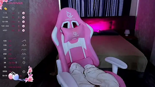 Kira yoon online show from 02-20-25, 08:28