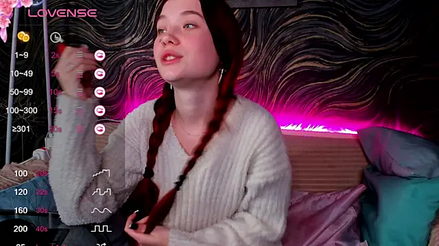 Kira yoon online show from 03-15-25, 07:09