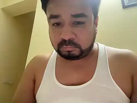 Snapshot of coolboy6566 chatting on 11-08-25, 07:01 coolboy6566 online show from 11-08-25, 07:01