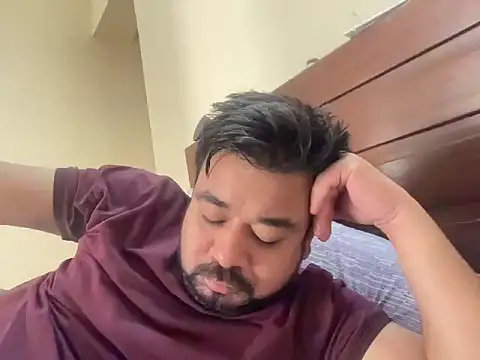 Snapshot of coolboy6566 chatting on 11-15-25, 06:00 coolboy6566 online show from 11-15-25, 06:00