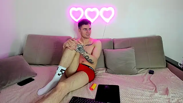 Snapshot of Ian_Connery chatting on 02-22-25, 03:03 Ian Connery online show from 02-22-25, 03:03