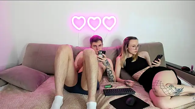 Snapshot of Ian_Connery chatting on 03-12-25, 05:49 Ian Connery online show from 03-12-25, 05:49