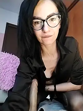 dahlia 82 online show from 05-12-26, 08:44