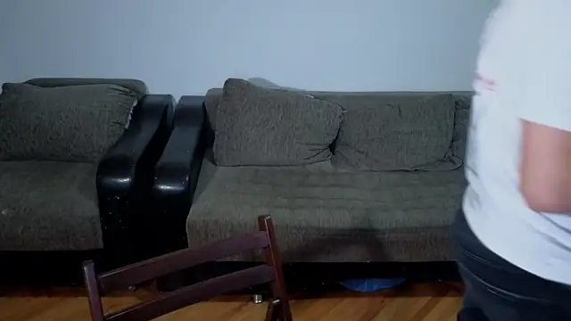 JohnnyStepBro online show from 10-25-25, 05:08