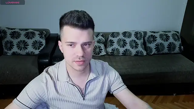 JohnnyStepBro online show from 04-08-26, 07:58