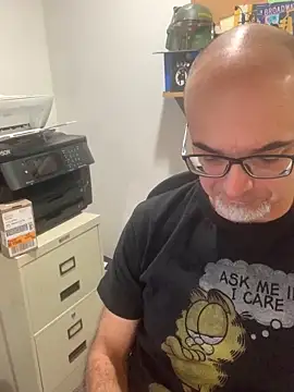 MaxVain online show from 10-14-25, 06:42