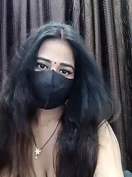 Snapshot of Lalisa_sexy chatting on 09-24-25, 05:27 Lalisa sexy online show from 09-24-25, 05:27