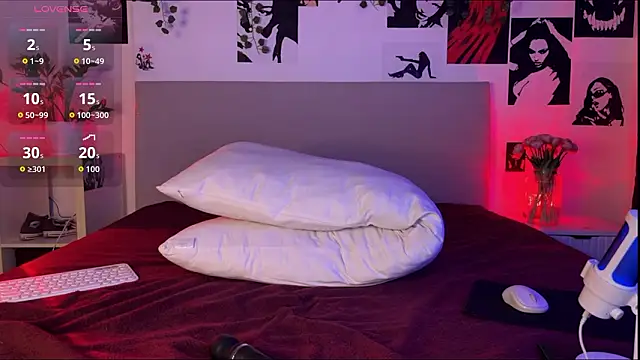 Snapshot of Lisa_Moones chatting on 02-12-26, 06:36 Lisa Moones online show from 02-12-26, 06:36