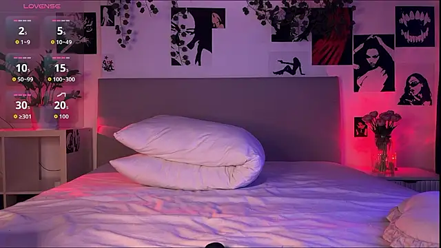 Snapshot of Lisa_Moones chatting on 02-26-26, 04:50 Lisa Moones online show from 02-26-26, 04:50