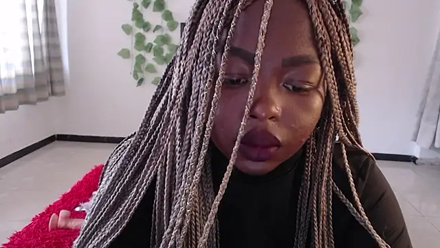 Snapshot of _Zooee chatting on 09-08-25, 06:07 Zooee online show from 09-08-25, 06:07