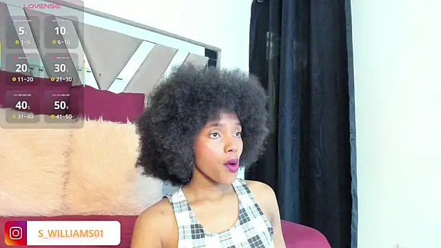 Snapshot of sara_williams01 chatting on 11-22-25, 01:10 sara williams01 online show from 11-22-25, 01:10