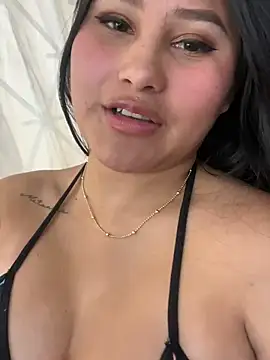 Little Ivy online show from 01-13-25, 04:51