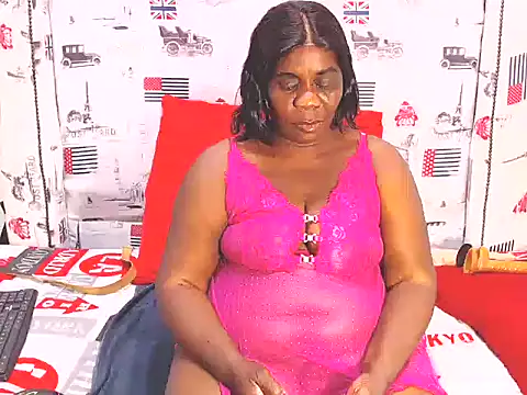 Snapshot of Honeybumsx32 chatting on 03-18-25, 01:09 Honeybumsx32 online show from 03-18-25, 01:09