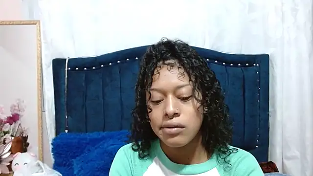 Snapshot of amathistalx chatting on 09-16-25, 06:31 amathistalx online show from 09-16-25, 06:31