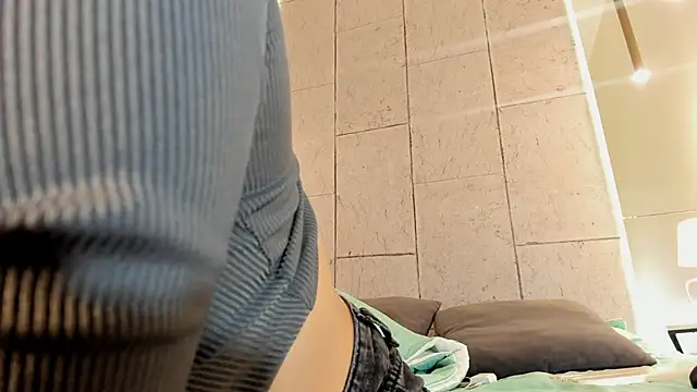 anastasia jhons online show from 10-29-25, 03:20