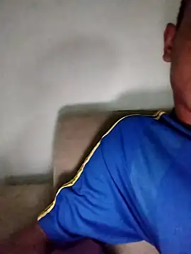 Snapshot of Andynho505 chatting on 10-28-25, 03:43 Andynho505 online show from 10-28-25, 03:43