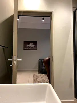 Snapshot of mmbaliii chatting on 10-29-25, 03:03 mmbaliii online show from 10-29-25, 03:03