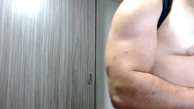 Snapshot of jhonsky_ chatting on 08-06-26, 02:13 jhonsky online show from 08-06-26, 02:13